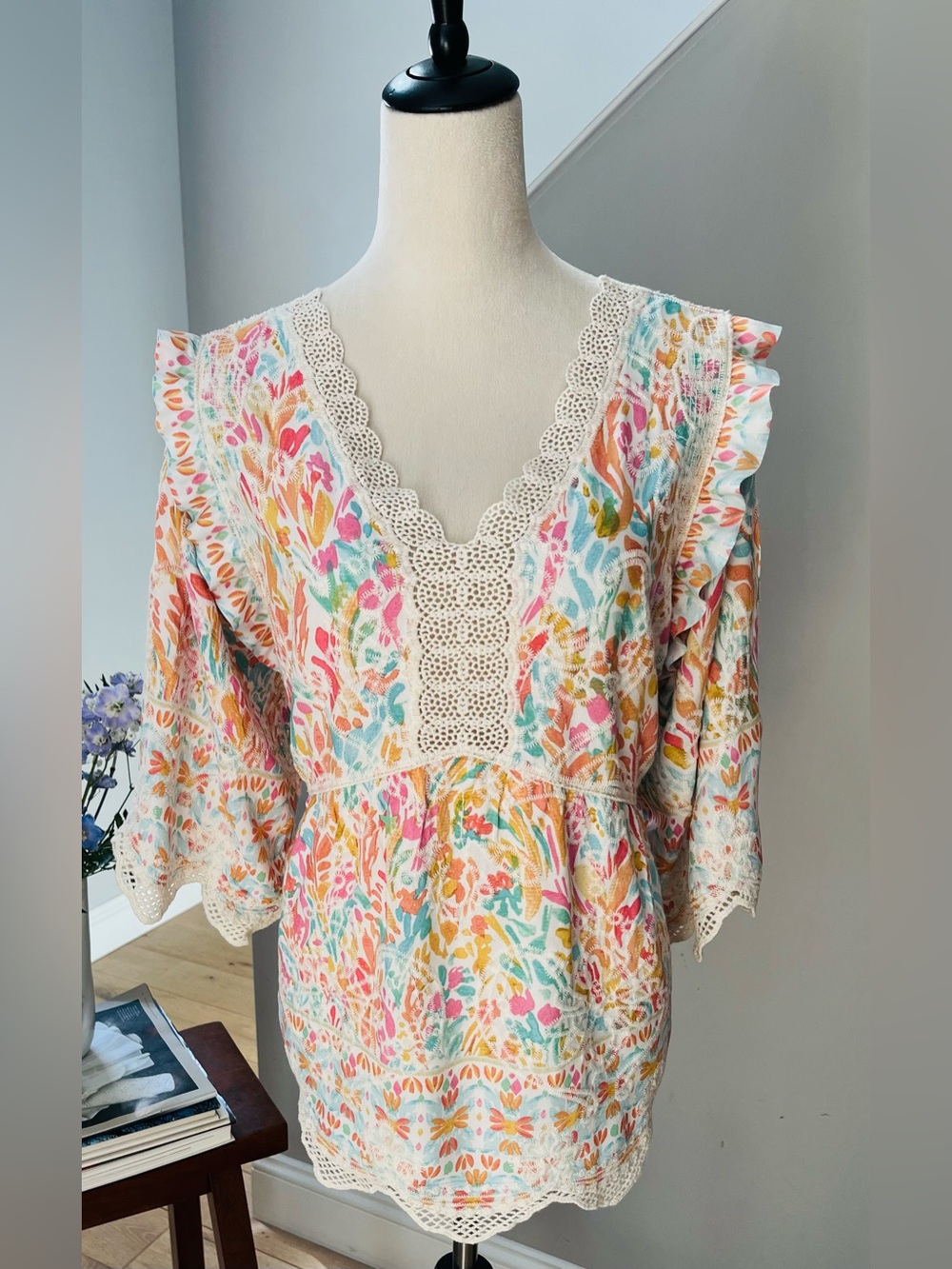 DEMOCRACY Blouse Boho Crochet Ruffle V-Neck/Hems/Shoulder Embroider Bodice Sz 1X